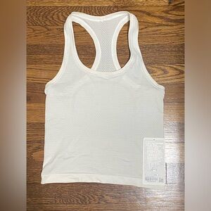 Lululemon a Swiftly Tech Racerback Tank 2.0 *Race